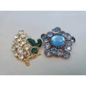 Vintage Lot of 2 Brooches Gold Tone Rhinestone Grape Cluster & Mid-Century Blue